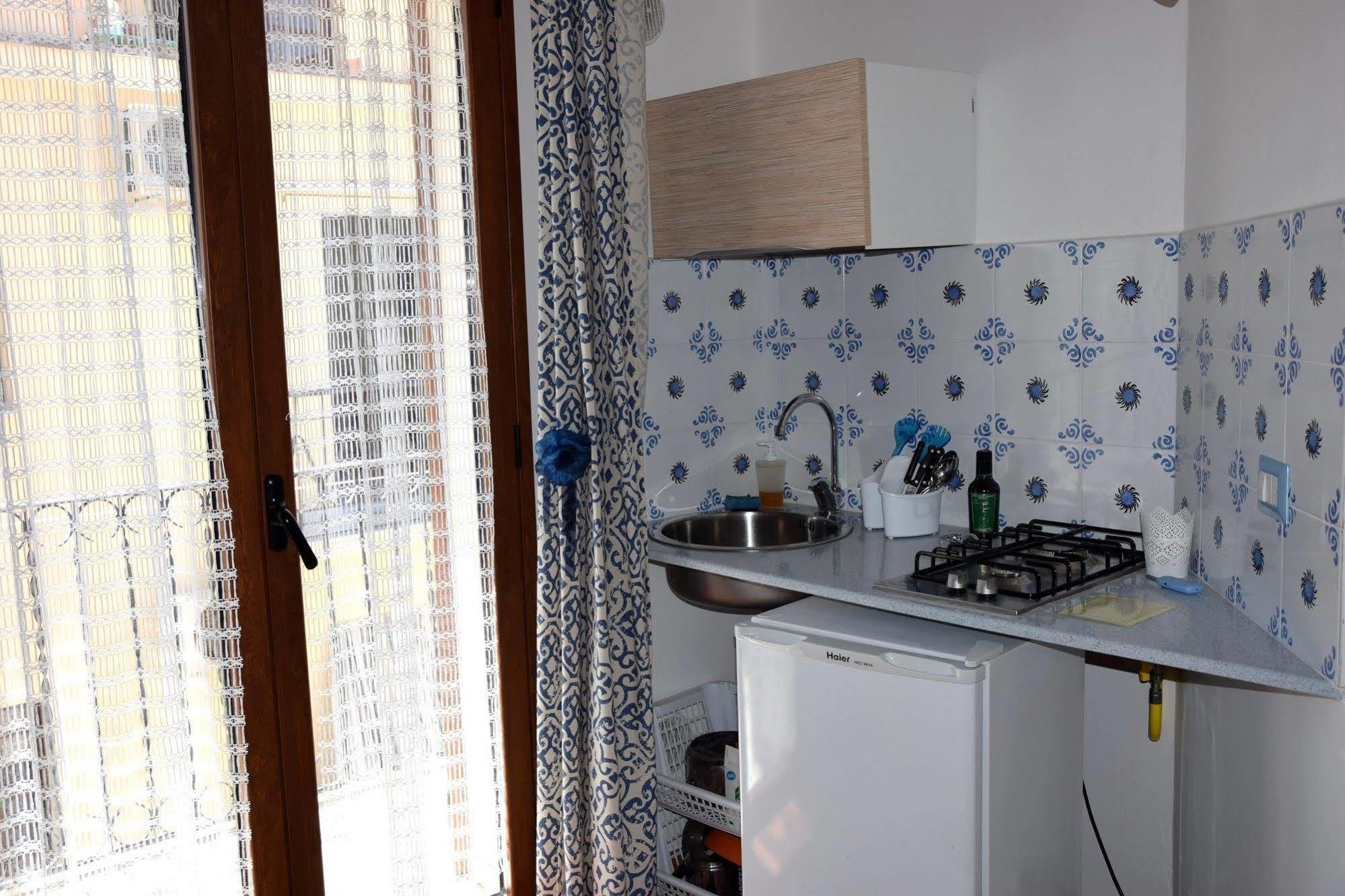 Bed and Breakfast La Casa del Geko Cefalù Esterno foto
