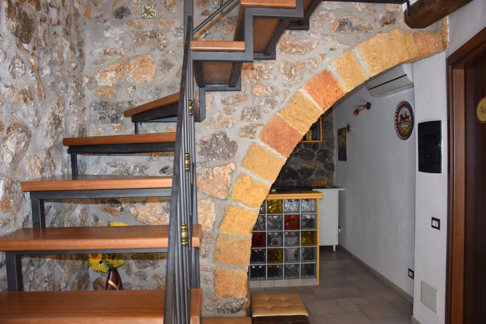 Bed and Breakfast La Casa del Geko Cefalù Esterno foto